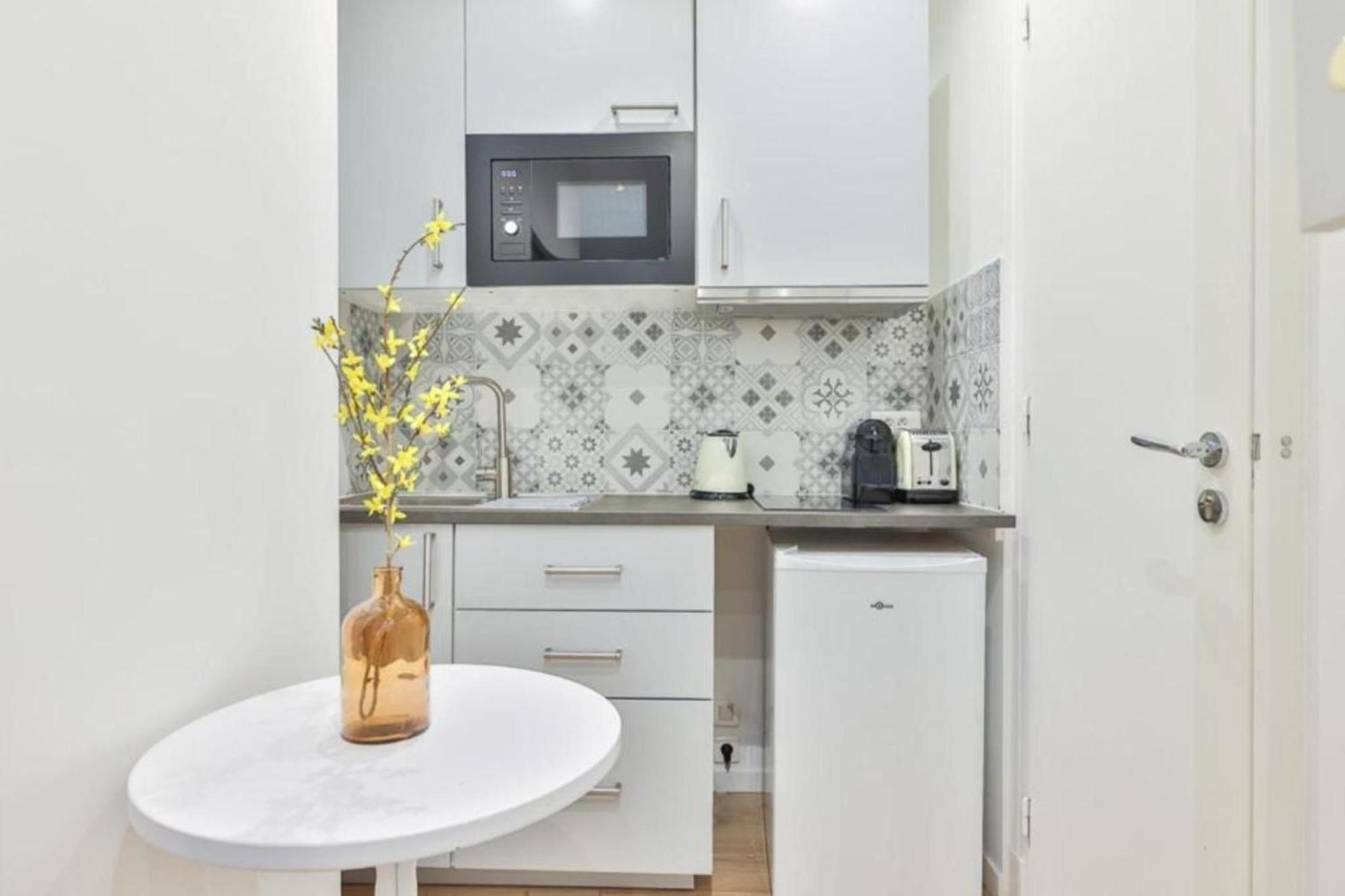 Appartement Charming - 2p - Eiffel Tower Parijs